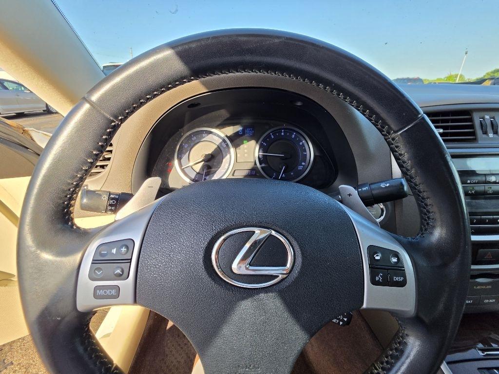Lexus IS  2012