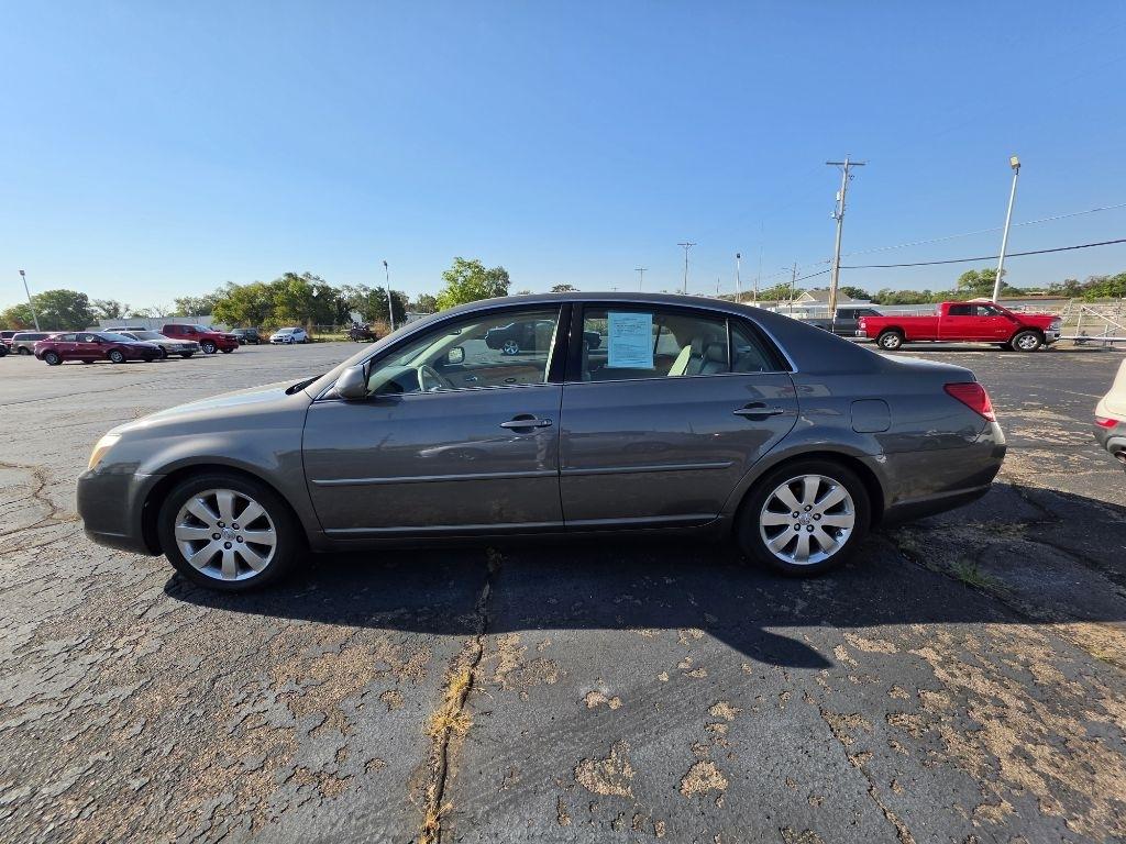 Toyota Avalon  2007