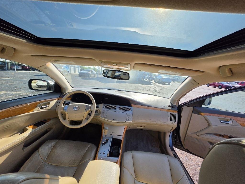 Toyota Avalon  2007