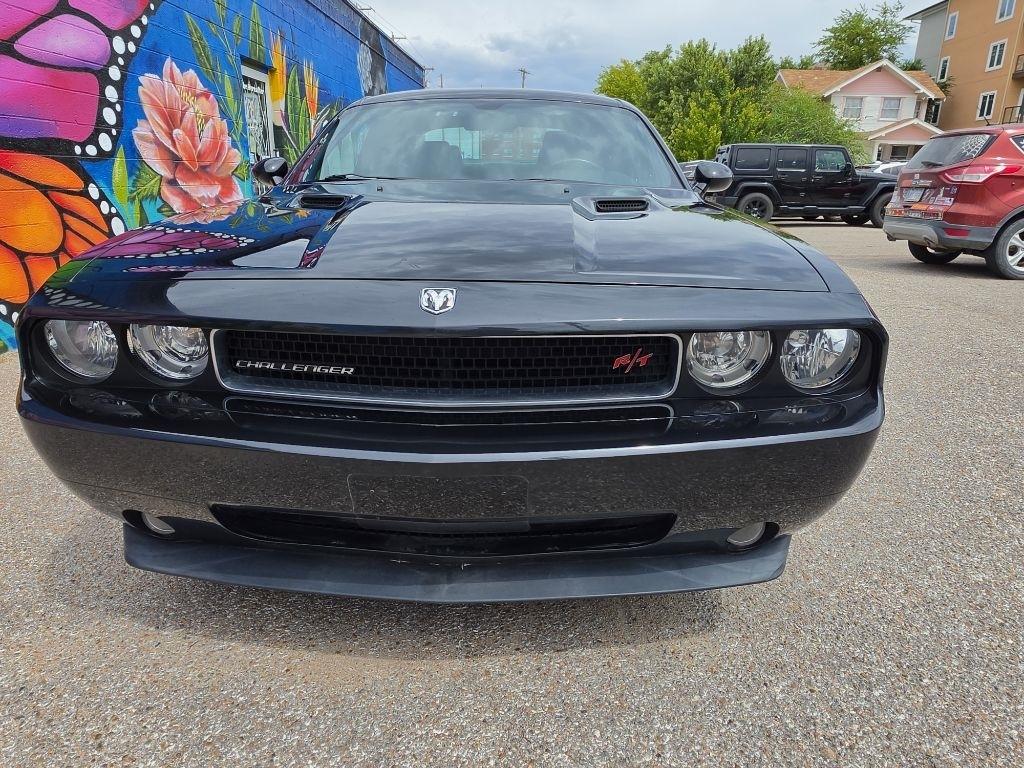 Dodge Challenger  2010