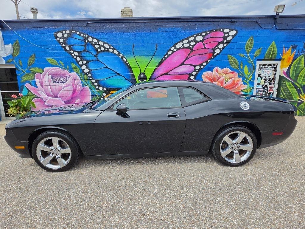 Dodge Challenger  2010