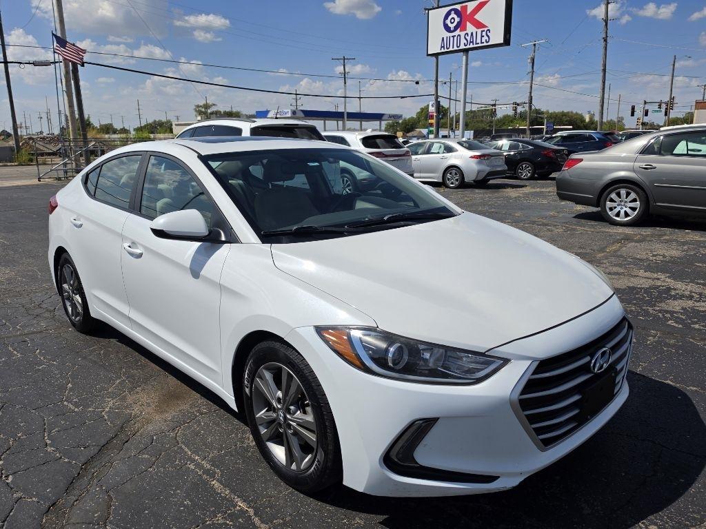 Hyundai Elantra  2017