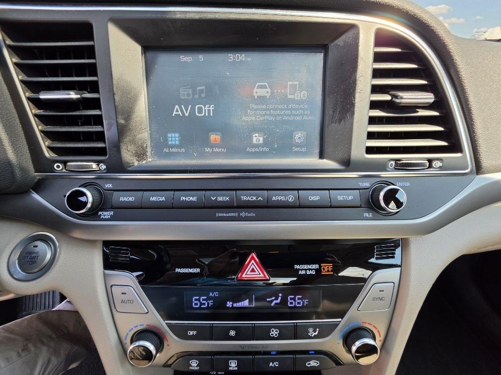 Hyundai Elantra  2017