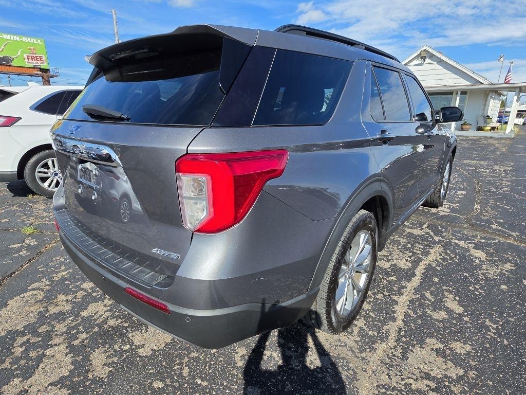Ford Explorer photo 3