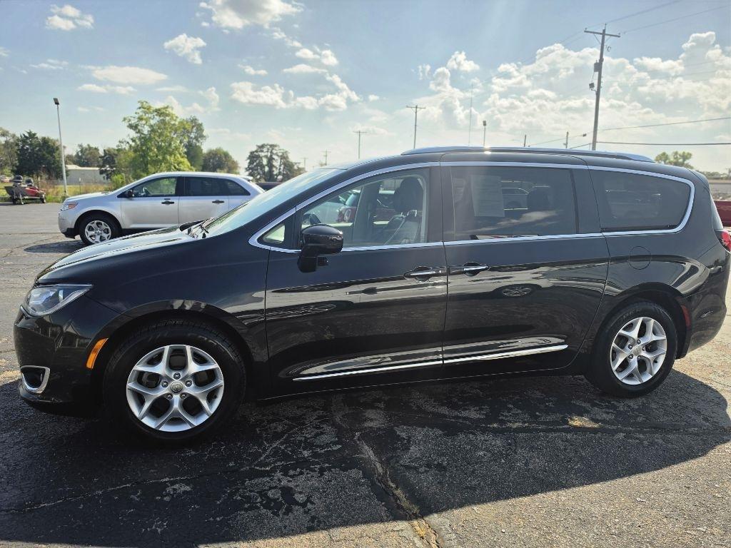 Chrysler Pacifica  2018