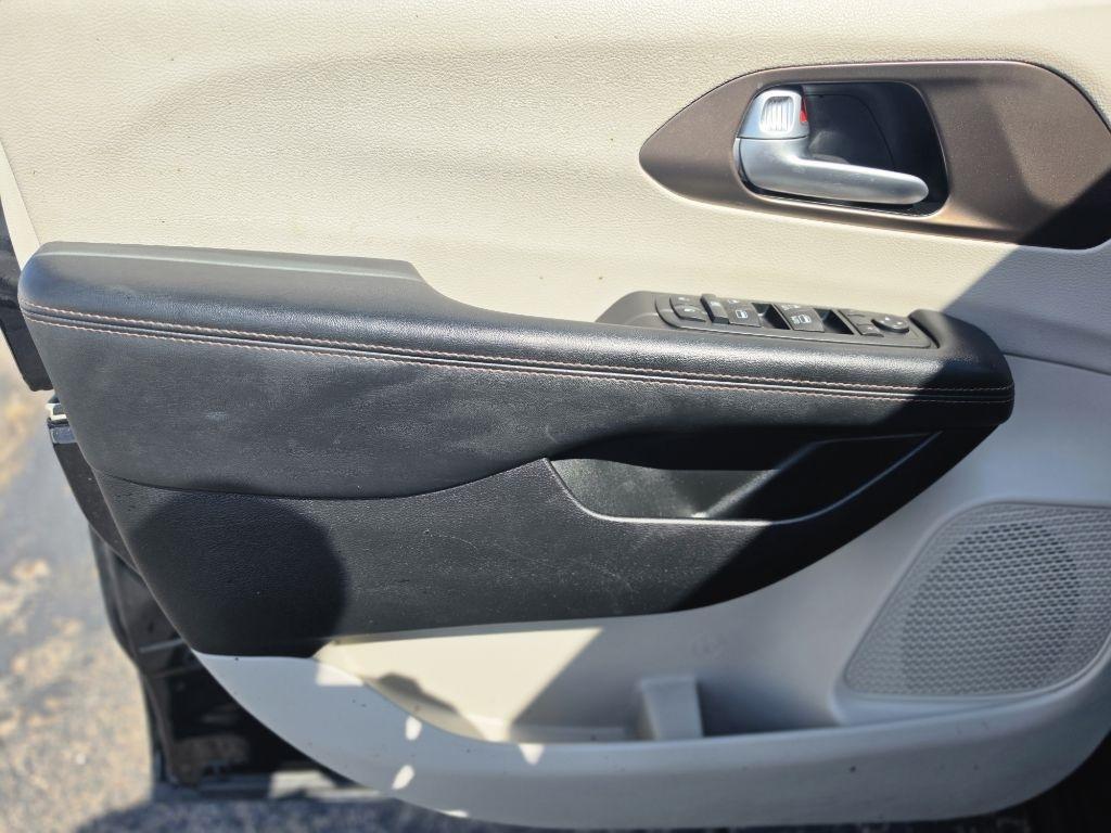 Chrysler Pacifica  2018
