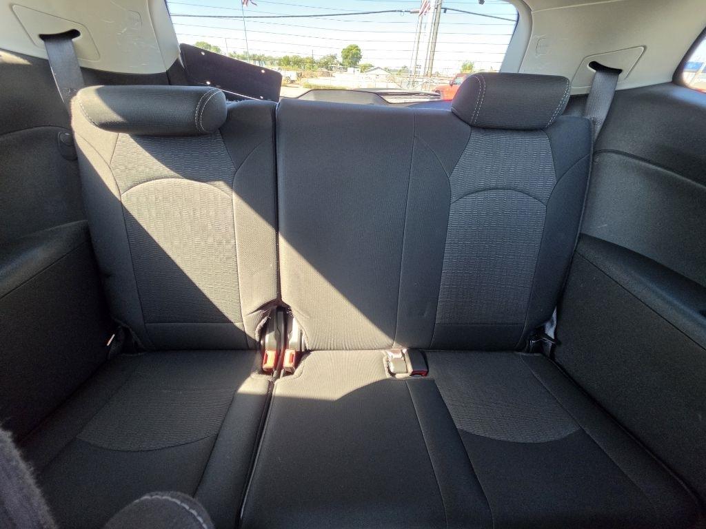 Chevrolet Traverse photo 12