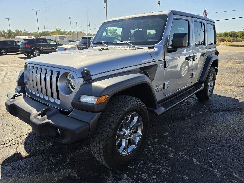 Jeep Wrangler photo 5