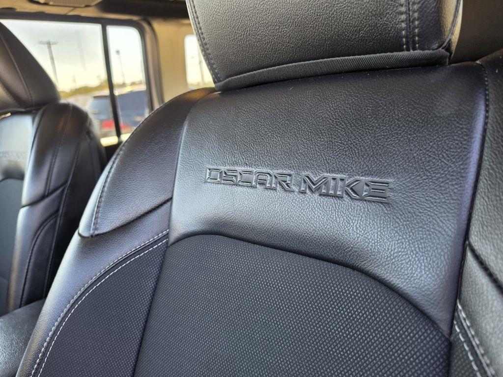 Jeep Wrangler photo 13