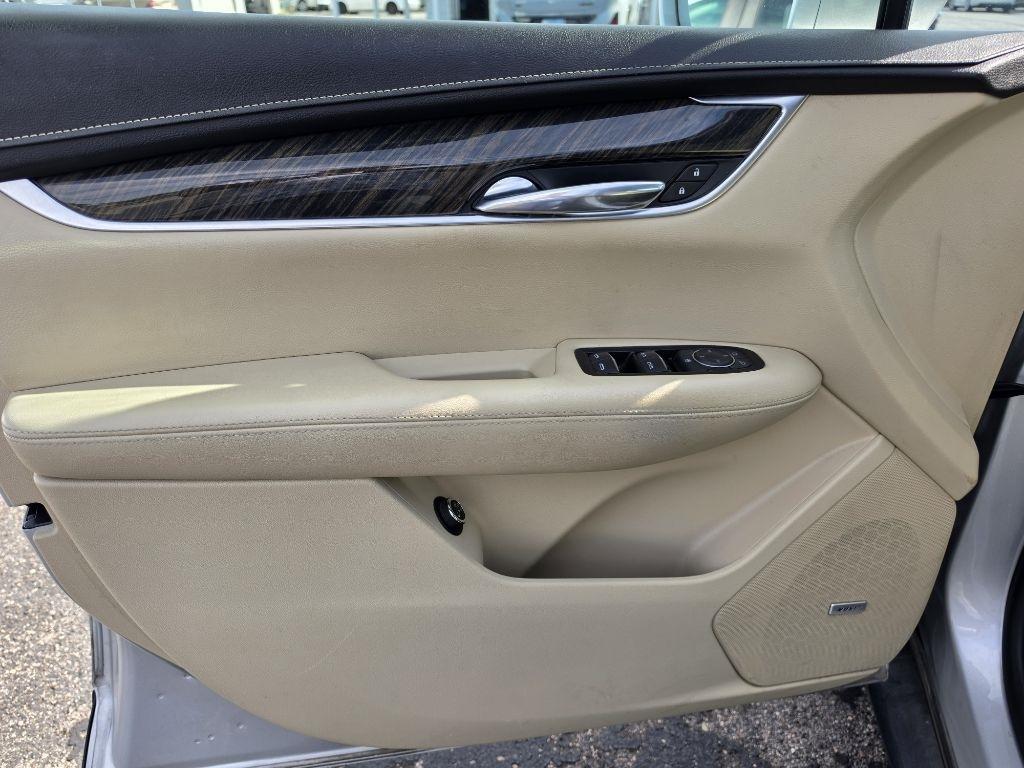 Cadillac XT5  2017