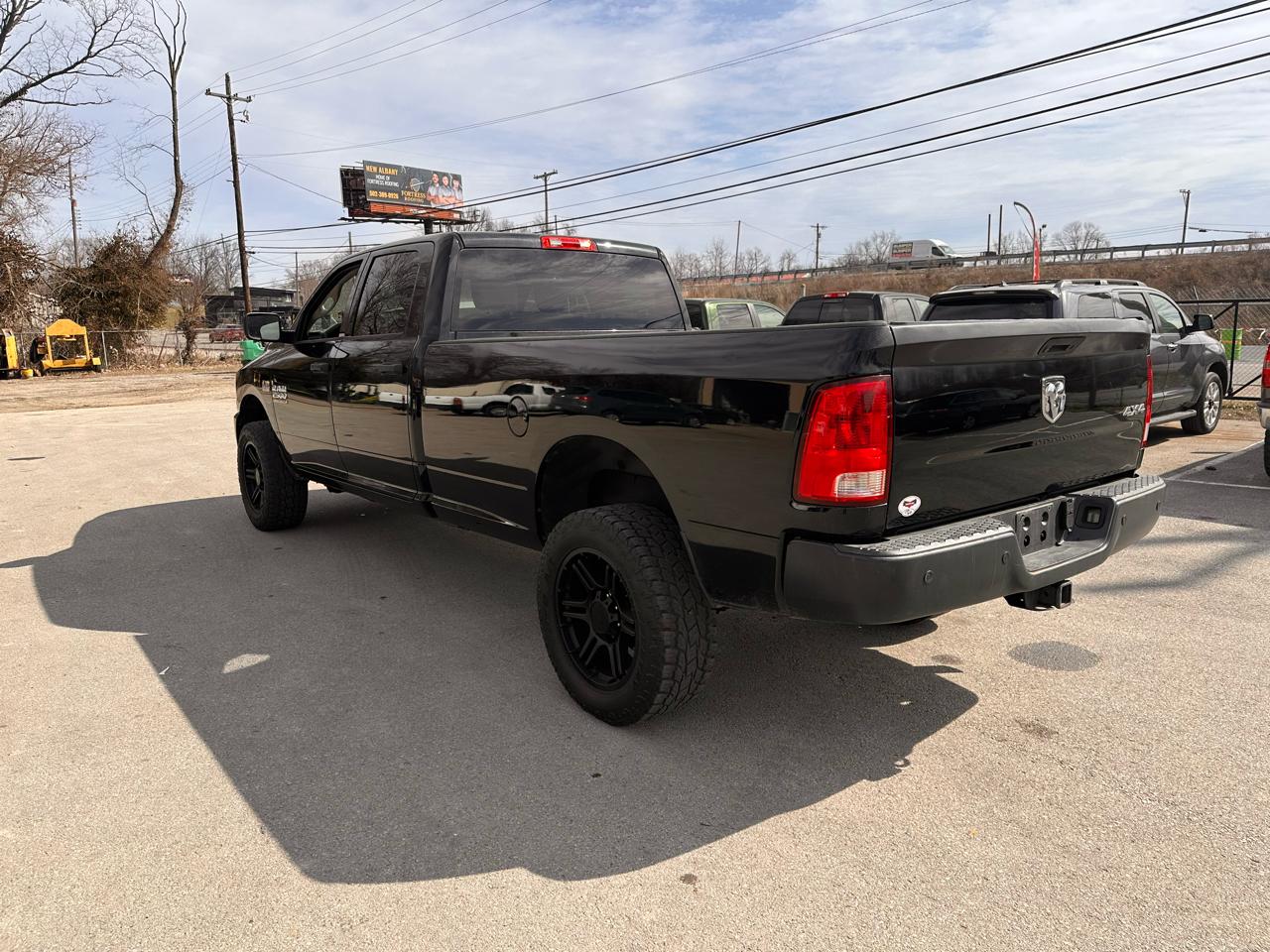 Dodge Ram 2500 ST Crew Cab LWB 4WD 2014