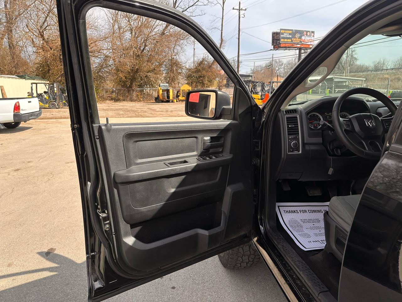 Dodge Ram 2500 ST Crew Cab LWB 4WD 2014