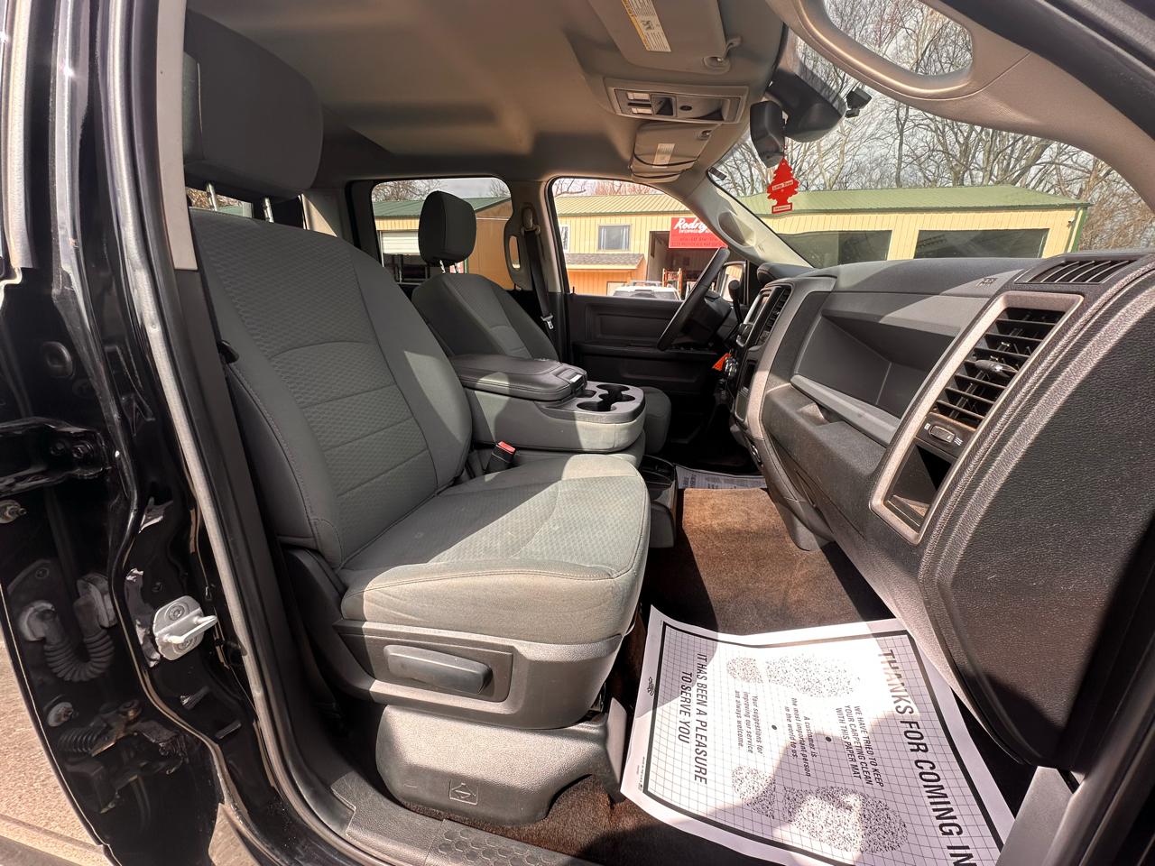 Dodge Ram 2500 ST Crew Cab LWB 4WD 2014