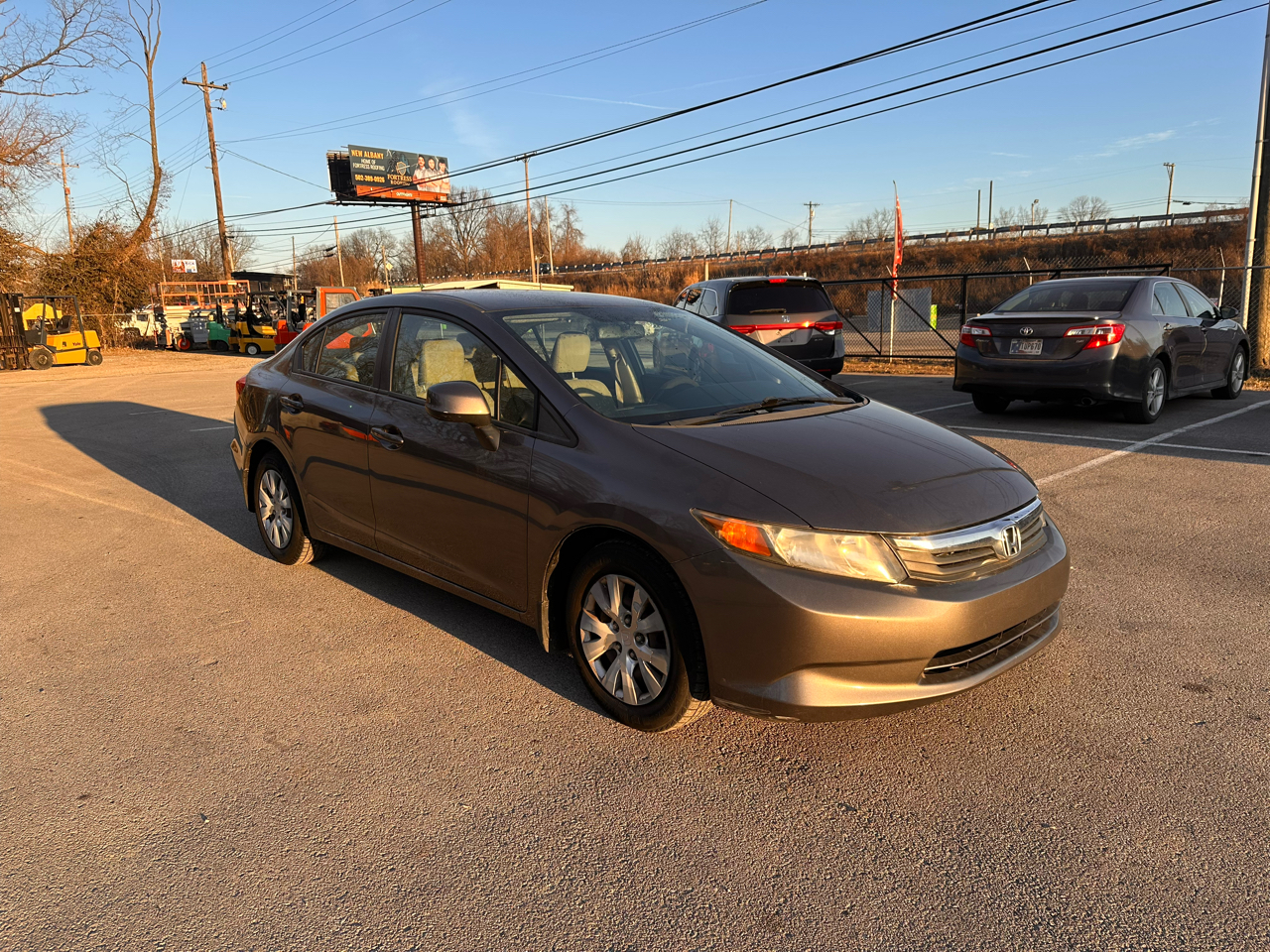 Honda Civic LX Sedan 5-Speed AT 2012