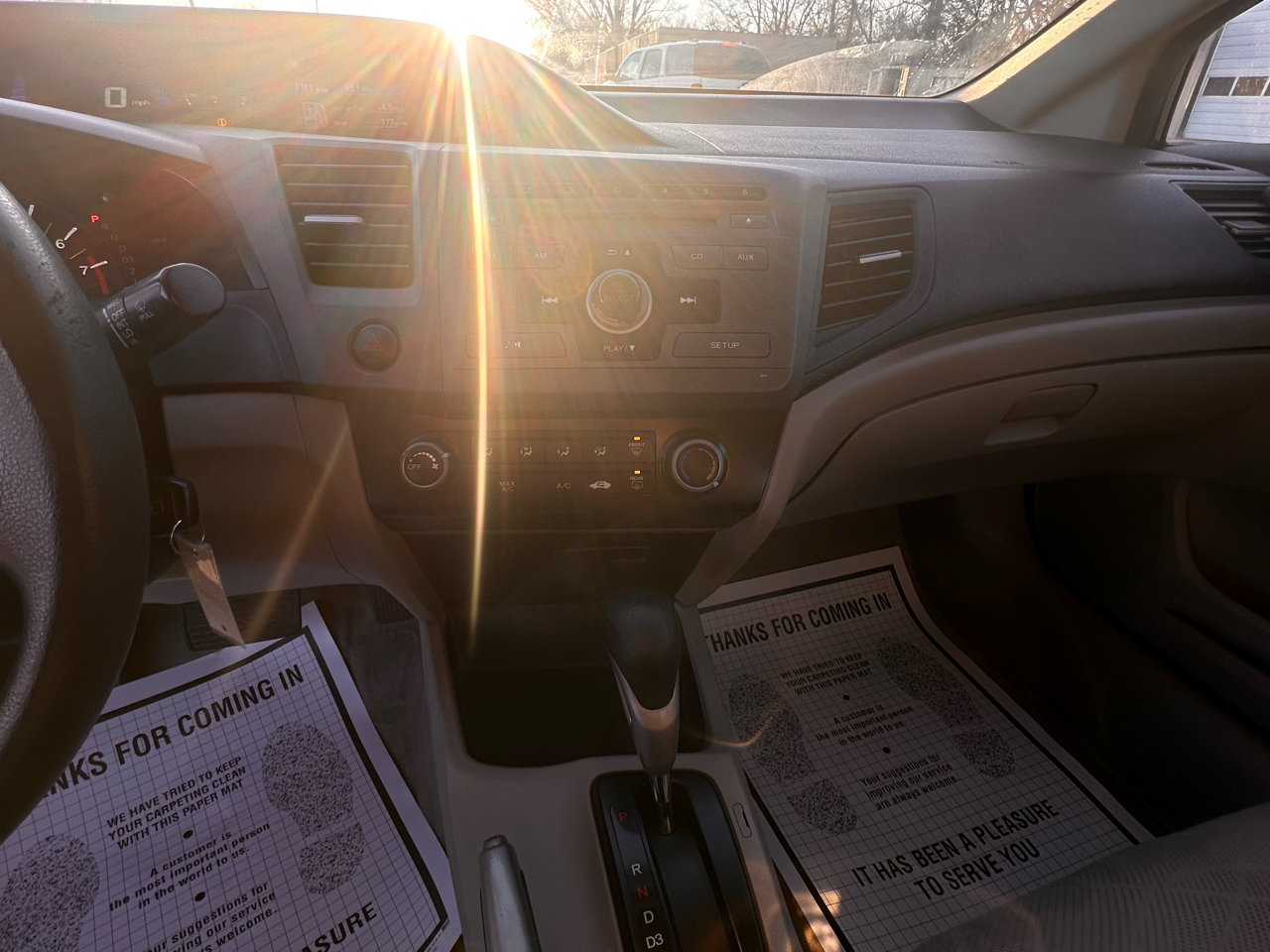 Honda Civic LX Sedan 5-Speed AT 2012