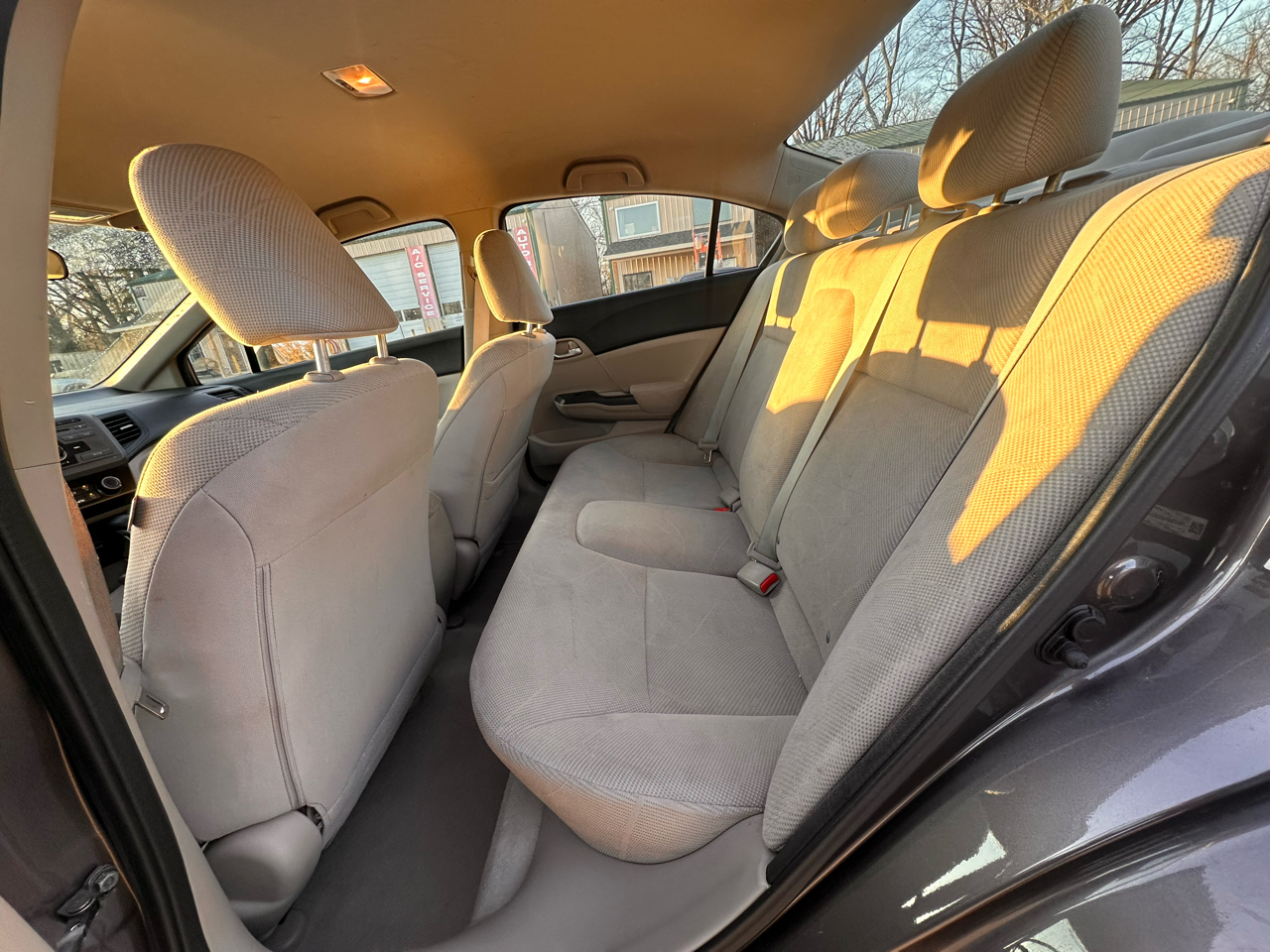 Honda Civic LX Sedan 5-Speed AT 2012