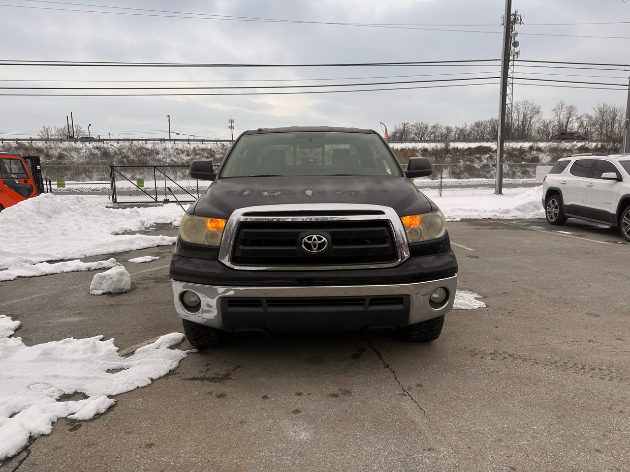Toyota Tundra SR5 Double Cab 4WD 2011
