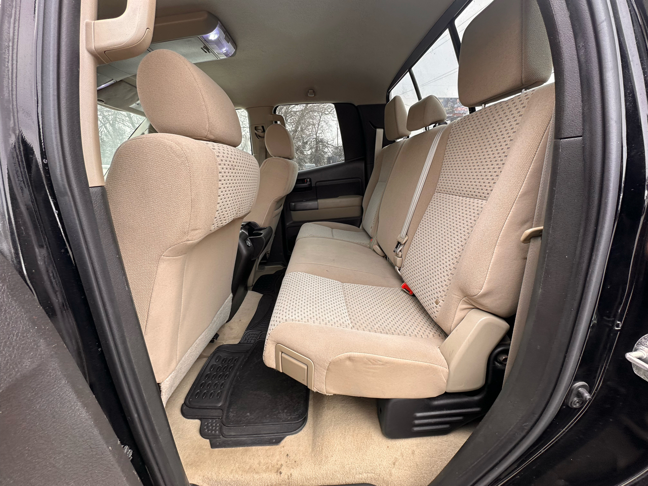 Toyota Tundra SR5 Double Cab 4WD 2011