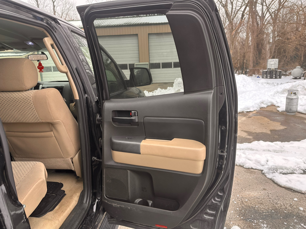 Toyota Tundra SR5 Double Cab 4WD 2011