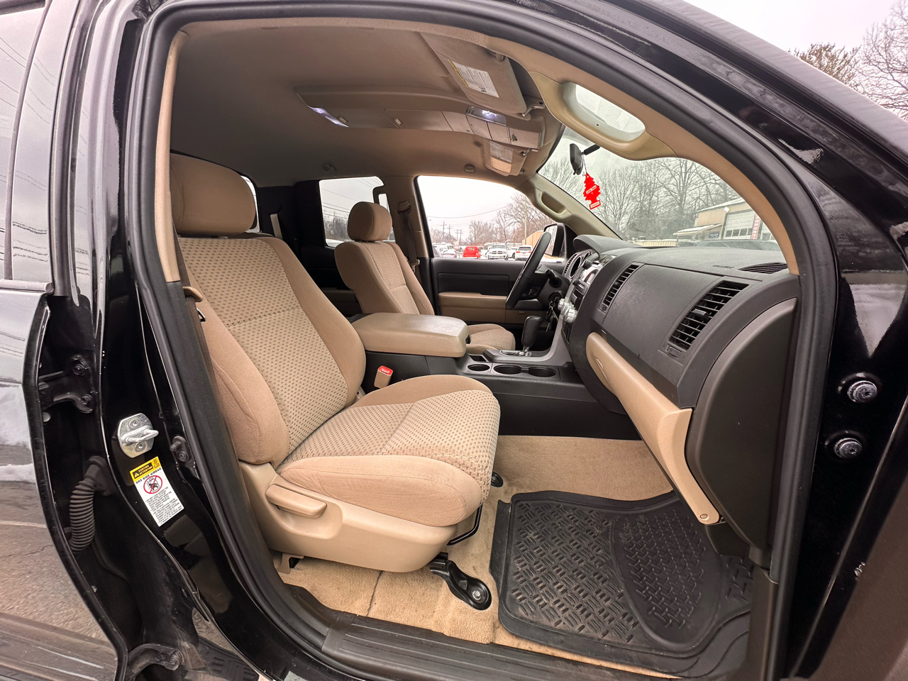 Toyota Tundra SR5 Double Cab 4WD 2011