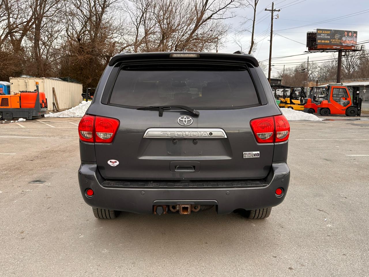 Toyota Sequoia Plantium 4WD 2010