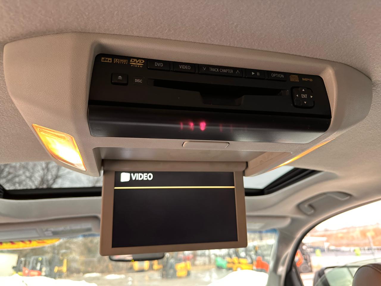 Toyota Sequoia Plantium 4WD 2010