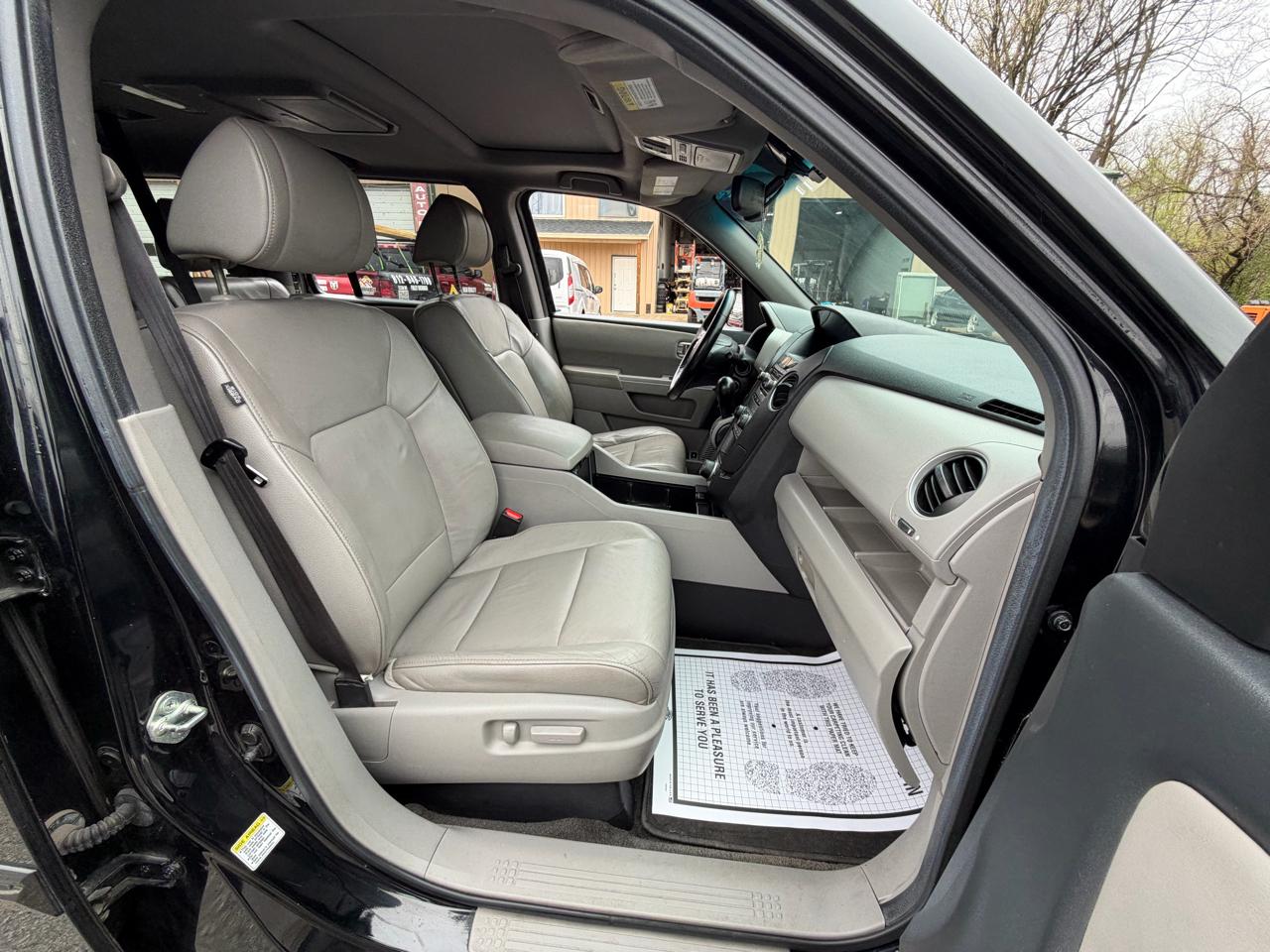 Honda Pilot EX-L 4WD 5-Spd AT with DVD 2013