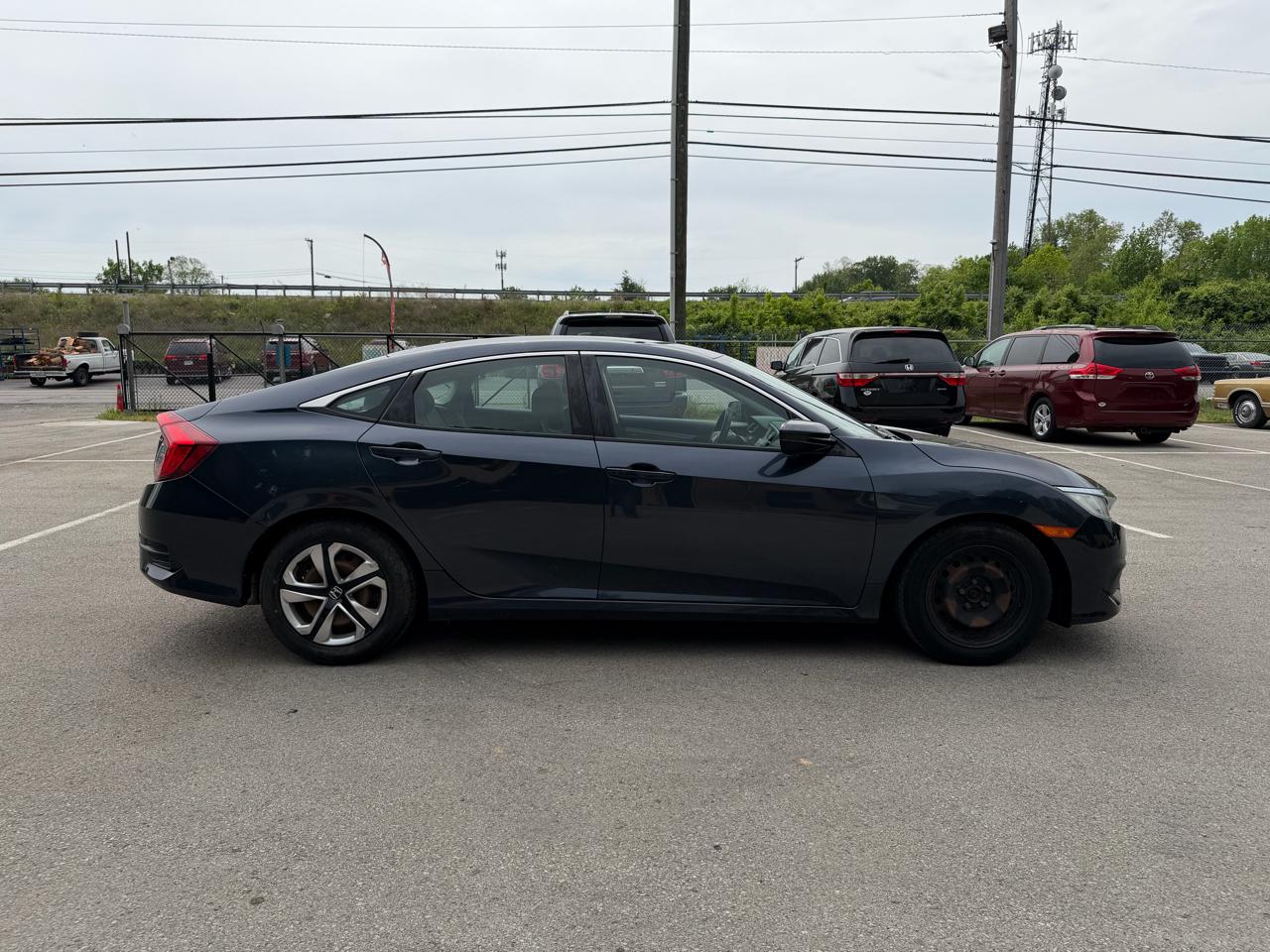 Honda Civic 4dr Sdn LX Auto 2016