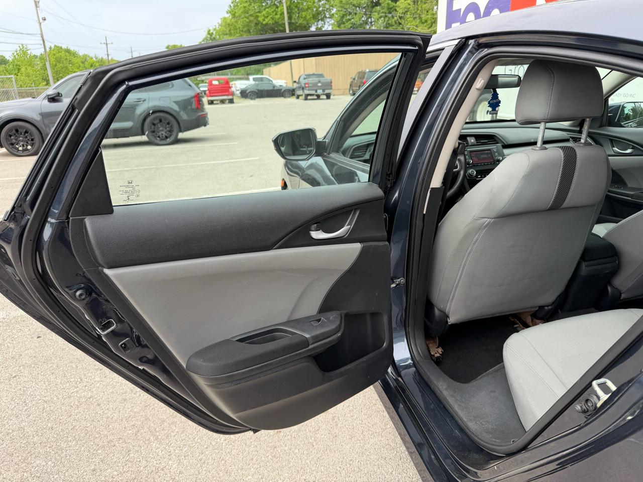 Honda Civic 4dr Sdn LX Auto 2016