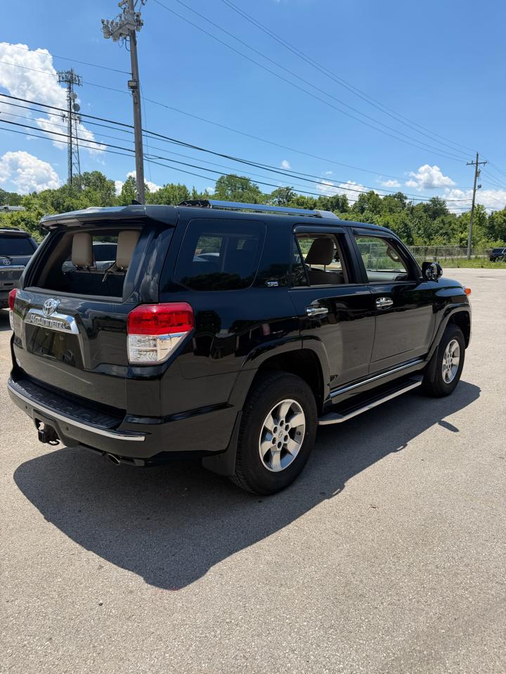 Toyota 4Runner SR5 4WD 2012