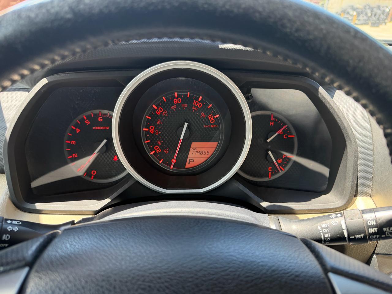 Toyota 4Runner SR5 4WD 2012