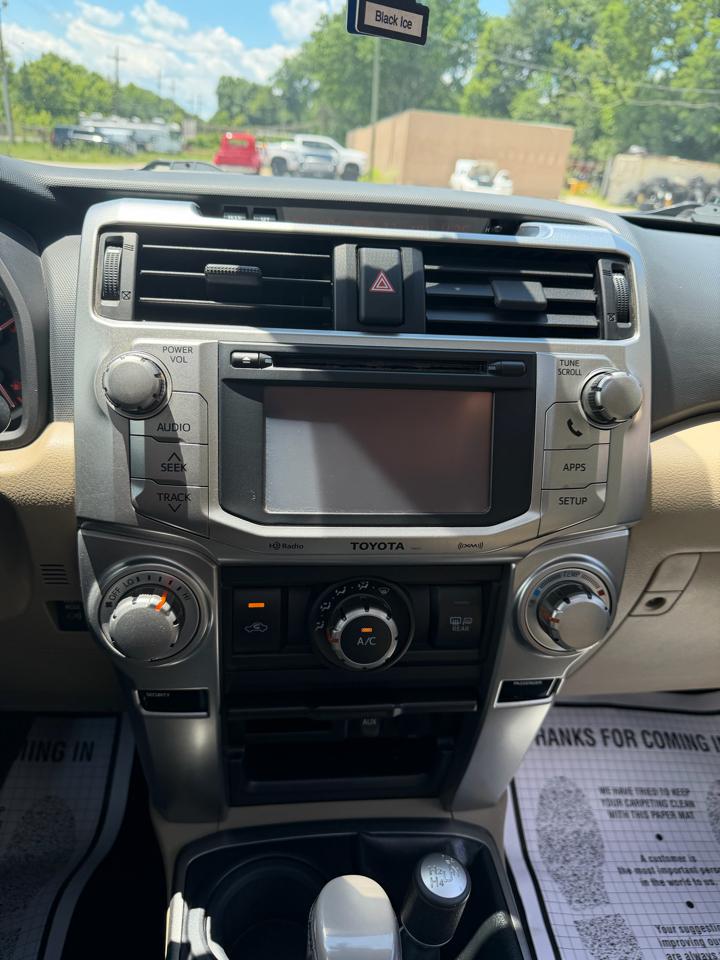 Toyota 4Runner SR5 4WD 2012