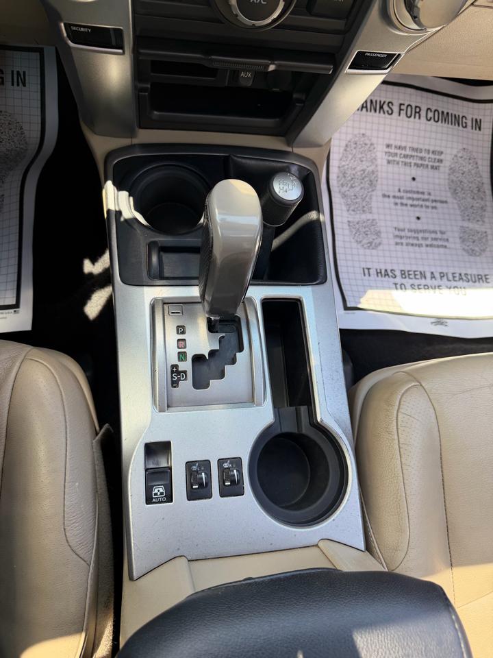 Toyota 4Runner SR5 4WD 2012