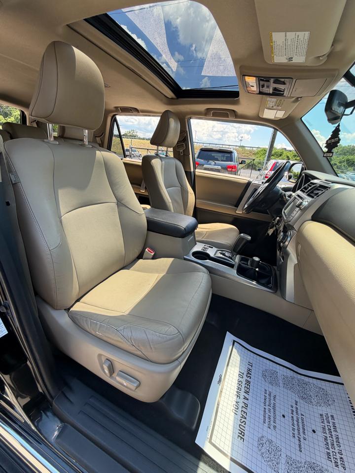 Toyota 4Runner SR5 4WD 2012