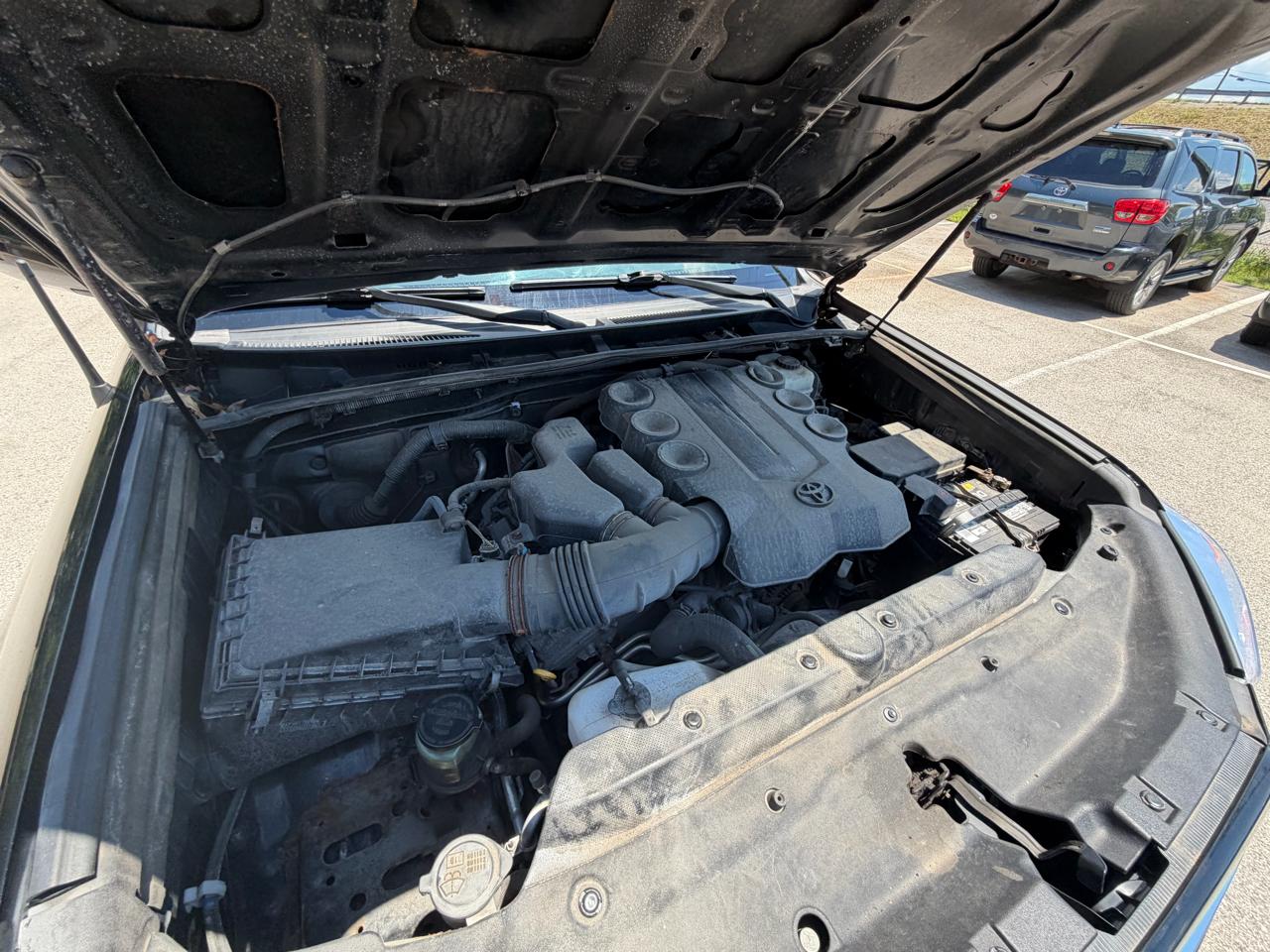 Toyota 4Runner SR5 4WD 2012