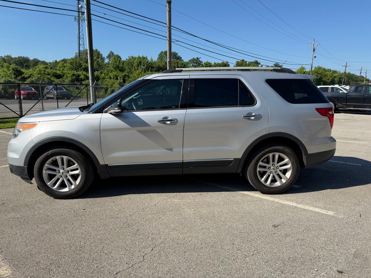 2014 Ford Explorer XLT - Photo 8
