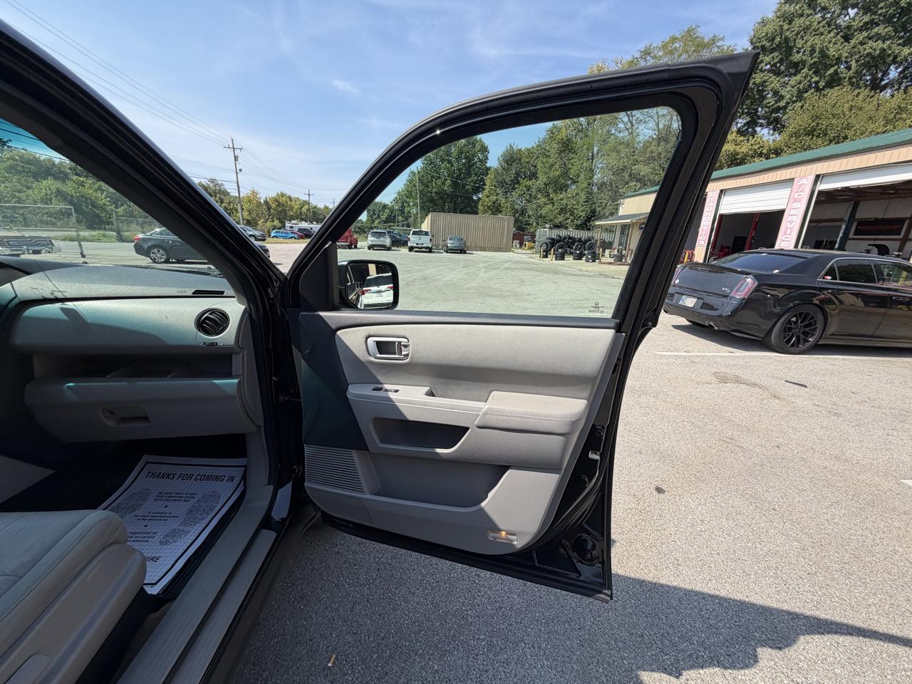 Honda Pilot LX 4WD 5-Spd AT 2014