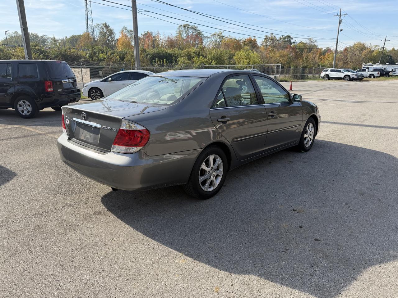 Toyota Camry XLE 2005