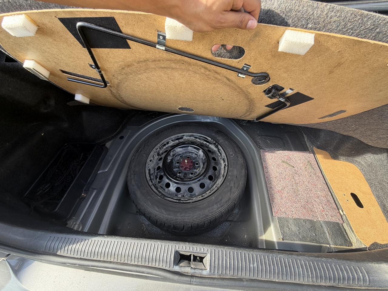 Toyota Camry XLE 2005