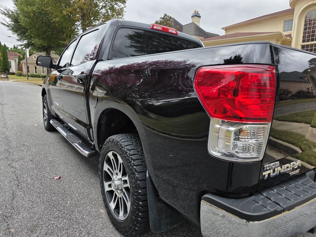 Toyota Tundra Tundra-Grade CrewMax 5.7L FFV 4WD 2013 Toyota Tundra Tundra-Grade CrewMax 5.7L FFV 4WD 2013