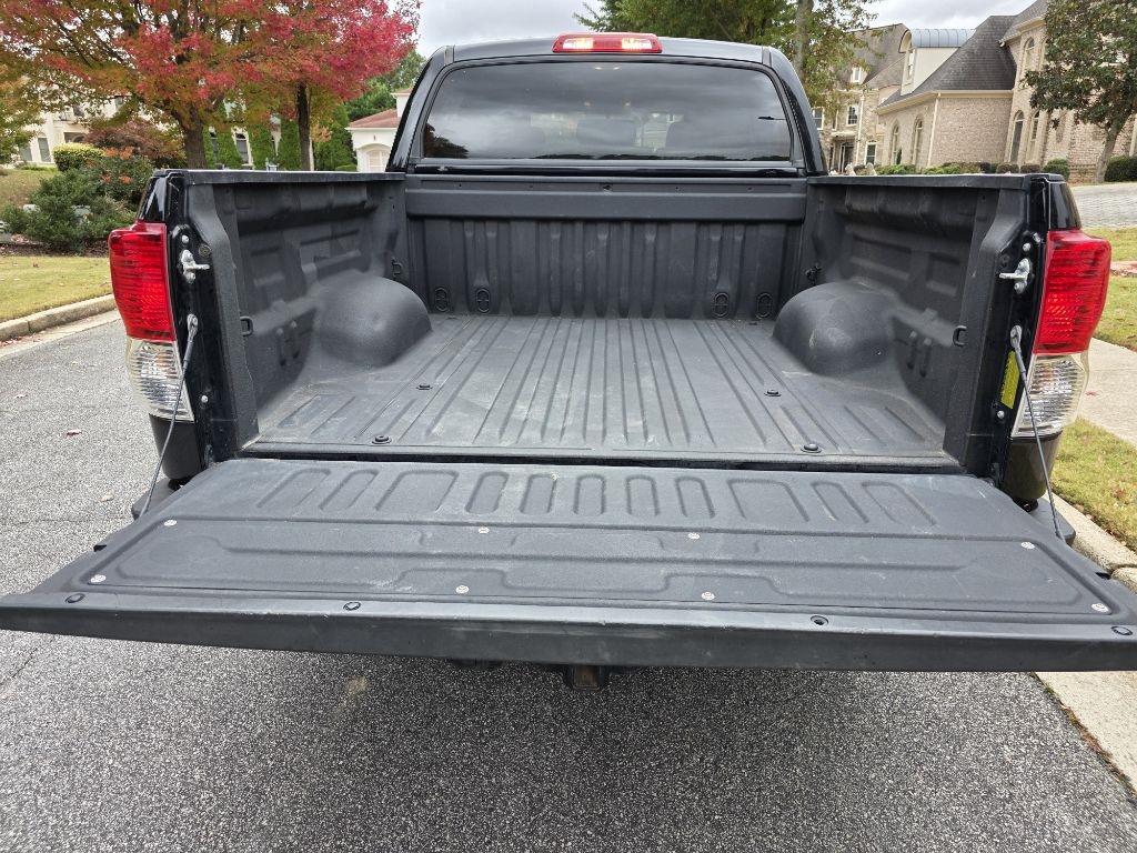 Toyota Tundra Tundra-Grade CrewMax 5.7L FFV 4WD 2013 Toyota Tundra Tundra-Grade CrewMax 5.7L FFV 4WD 2013