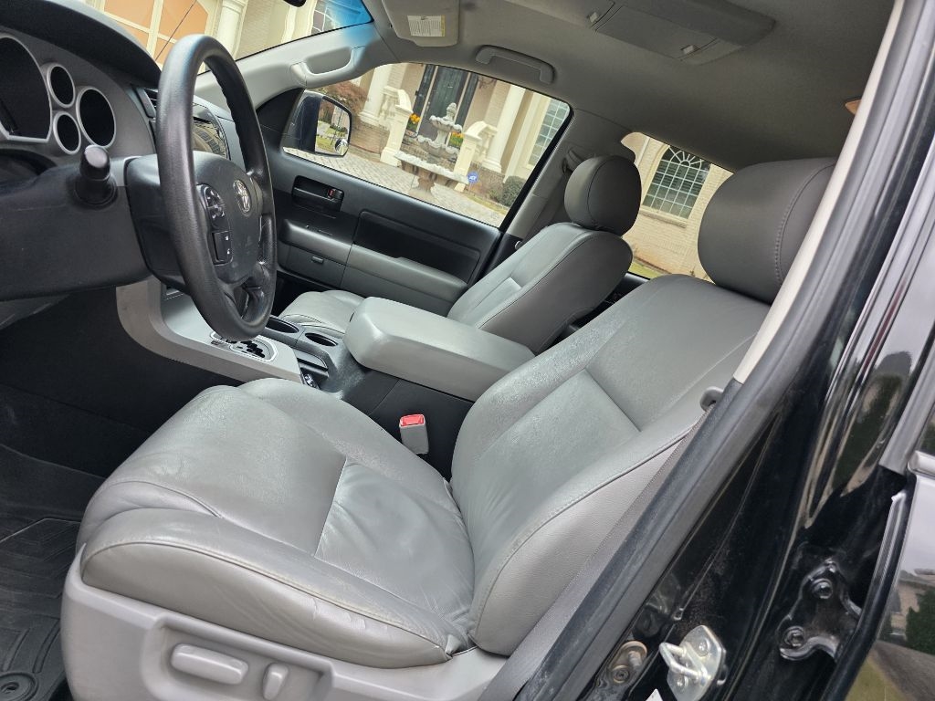 Toyota Tundra Tundra-Grade CrewMax 5.7L FFV 4WD 2013 Toyota Tundra Tundra-Grade CrewMax 5.7L FFV 4WD 2013