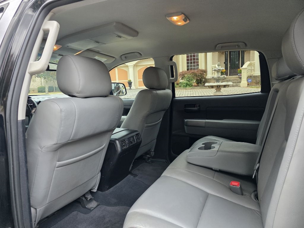 Toyota Tundra Tundra-Grade CrewMax 5.7L FFV 4WD 2013 Toyota Tundra Tundra-Grade CrewMax 5.7L FFV 4WD 2013