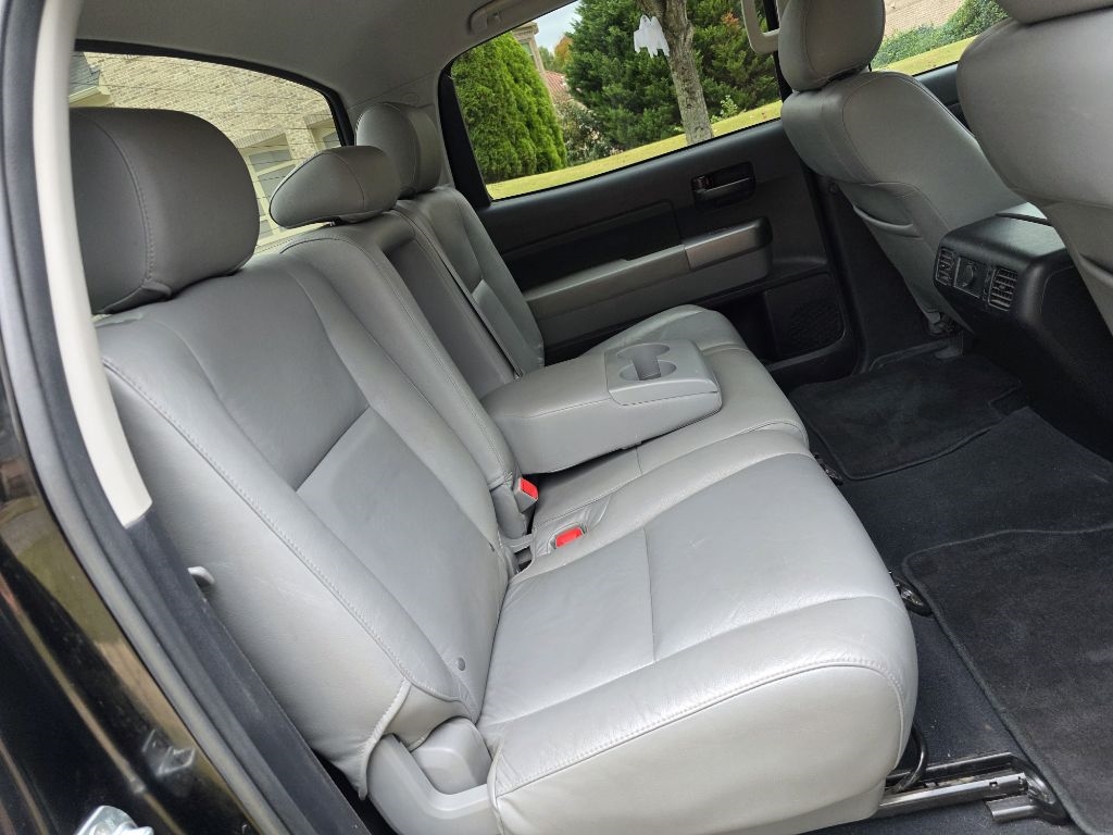 Toyota Tundra Tundra-Grade CrewMax 5.7L FFV 4WD 2013 Toyota Tundra Tundra-Grade CrewMax 5.7L FFV 4WD 2013