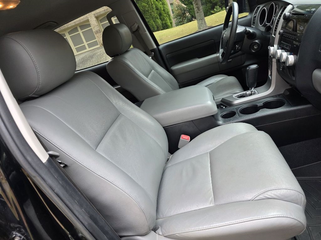 Toyota Tundra Tundra-Grade CrewMax 5.7L FFV 4WD 2013 Toyota Tundra Tundra-Grade CrewMax 5.7L FFV 4WD 2013