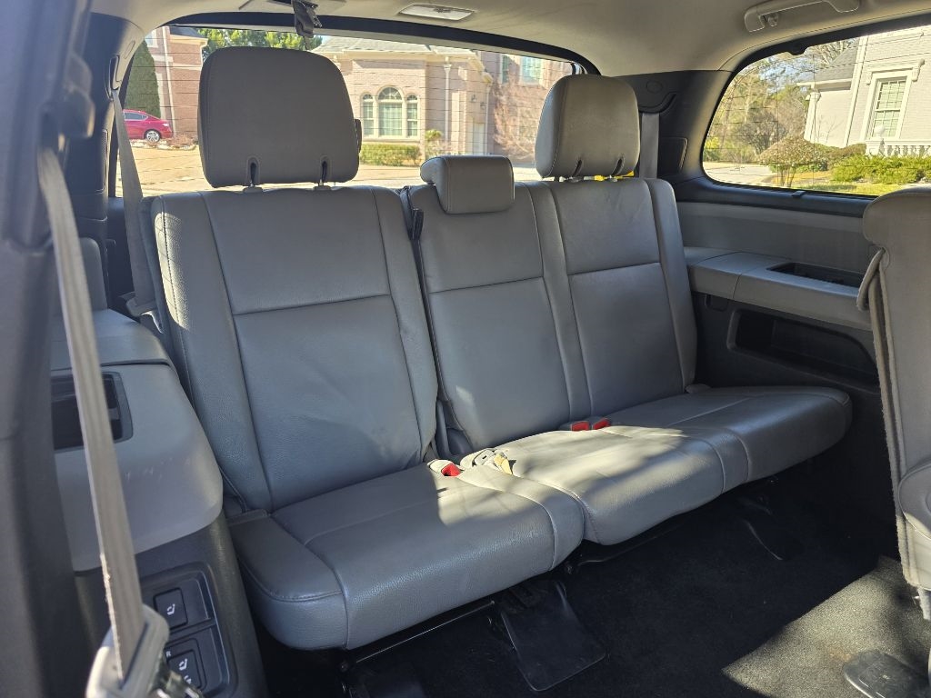 Toyota Sequoia Limited 4WD FFV 2013