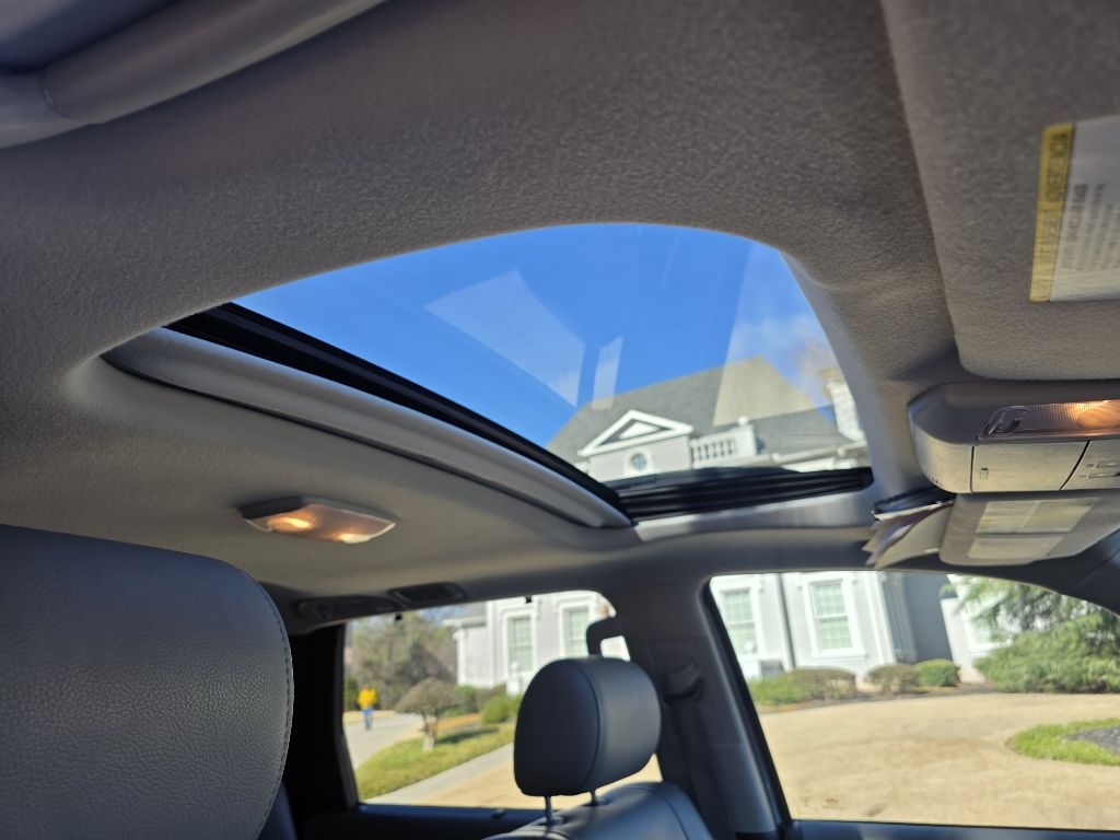 Toyota Sequoia Limited 4WD FFV 2013