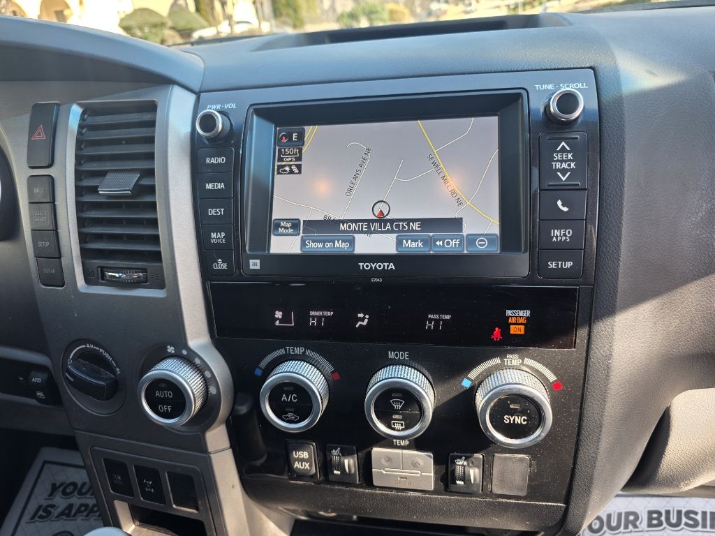 Toyota Sequoia Limited 4WD FFV 2013