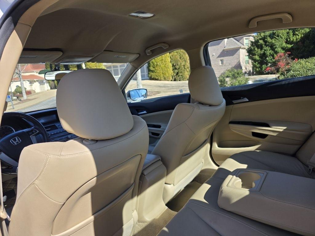 Honda Accord SE Sedan AT 2011