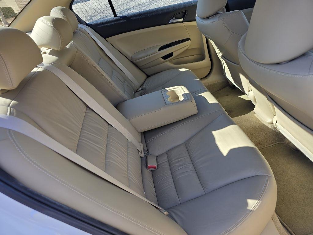 Honda Accord SE Sedan AT 2011